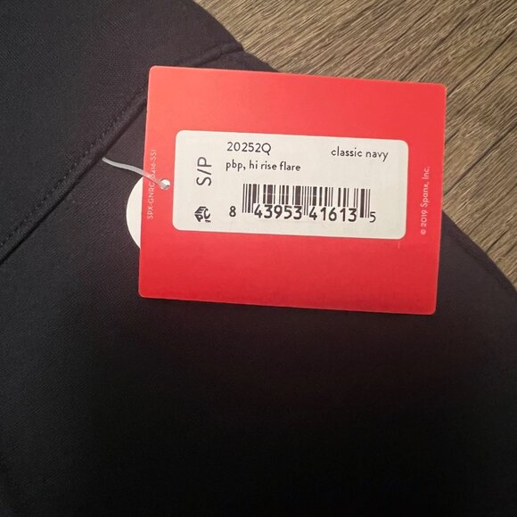 NEW SPANX PBP Hi Rise Flare Pants in Classic Navy Blue Size Small Petite NWT - Picture 4 of 6